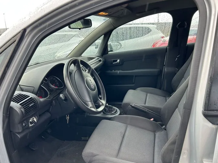 Audi A2