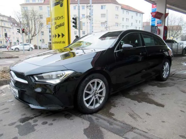 Mercedes-Benz CLA 180