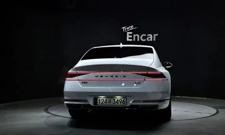 Genesis G90