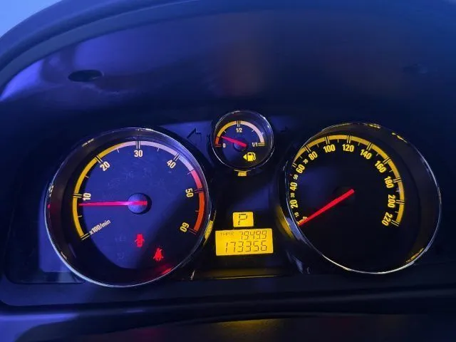 Opel Antara