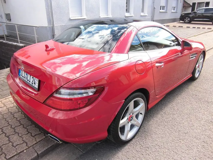 Mercedes-Benz SLK 250