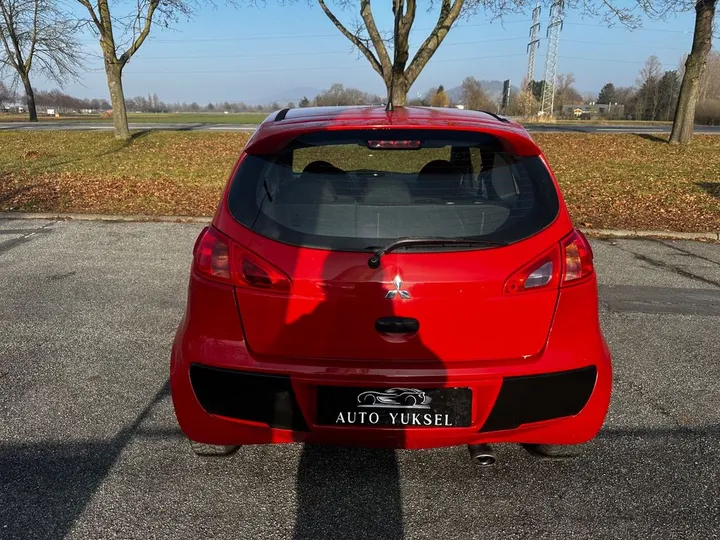 Mitsubishi Colt