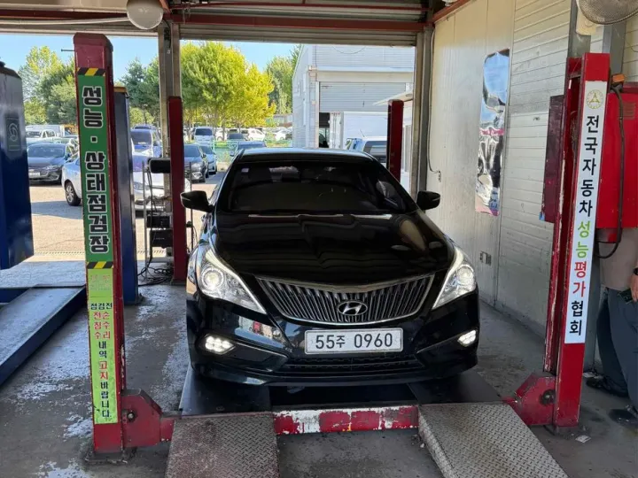 Hyundai Grandeur