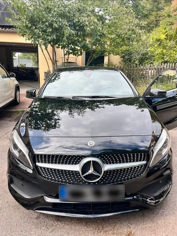Mercedes-Benz A 200