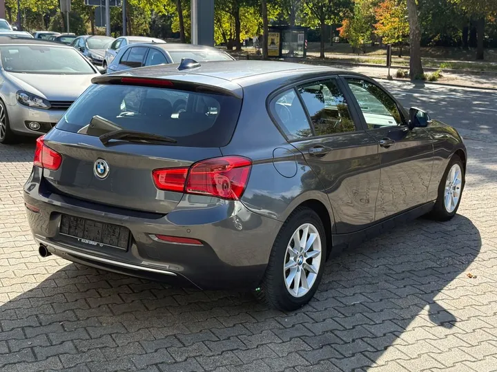 BMW 118