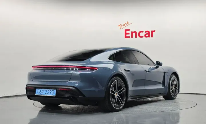 Porsche Taycan