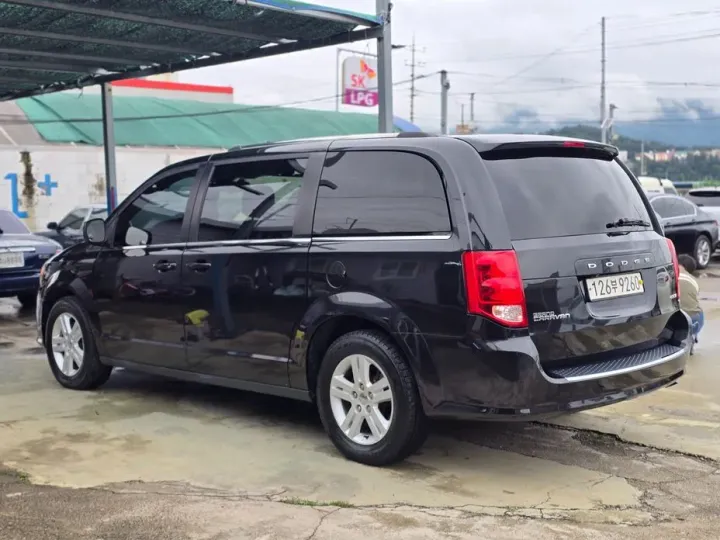 Dodge Grand Caravan