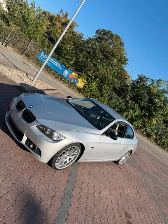 BMW 325