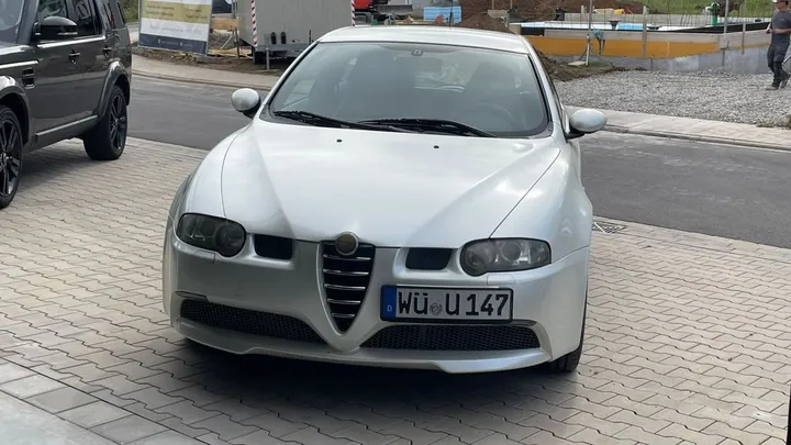 Alfa Romeo 147