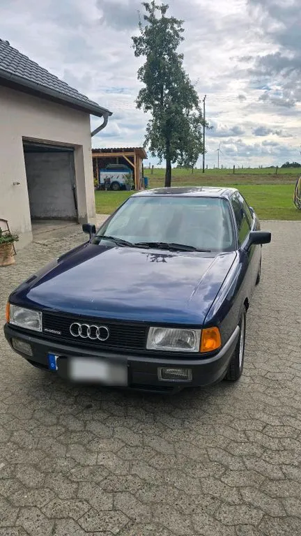 Audi 80