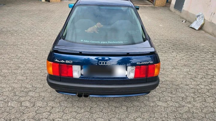 Audi 80