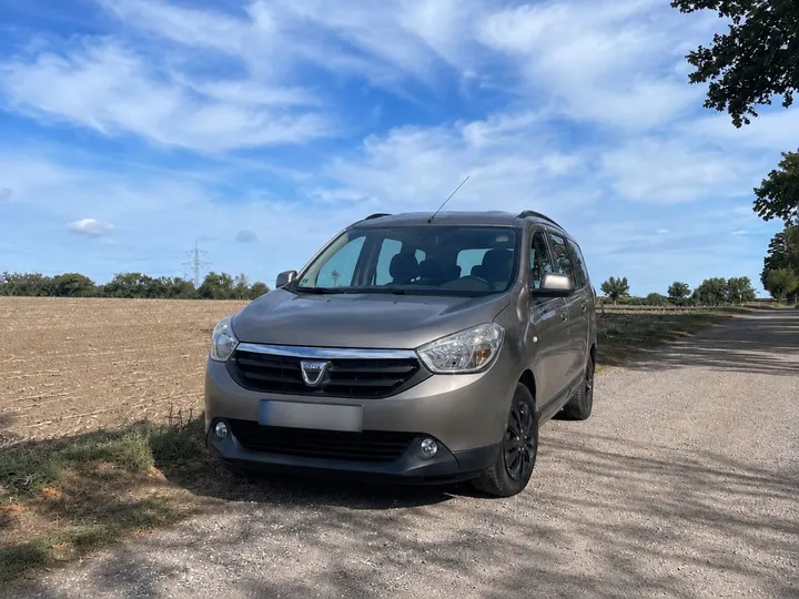 Dacia Lodgy