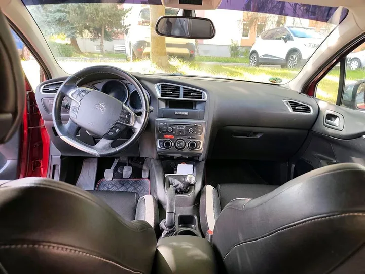 Citroën C4