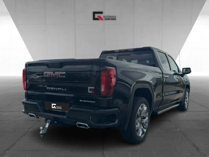 GMC Sierra
