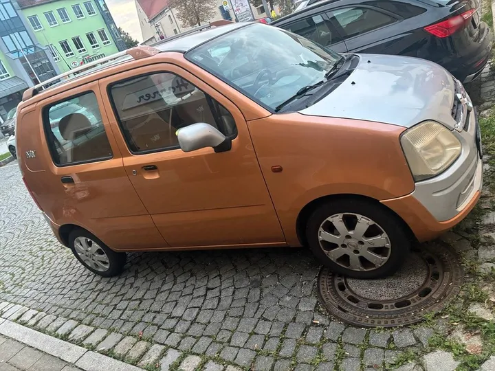 Opel Agila