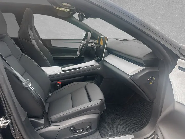 Polestar 4