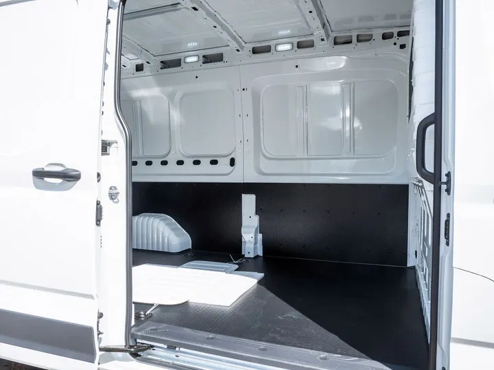 Maxus Deliver 9