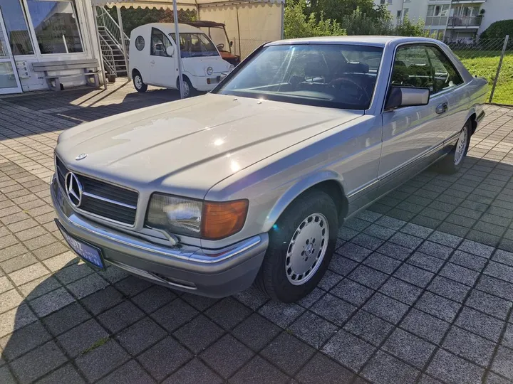Mercedes-Benz 560