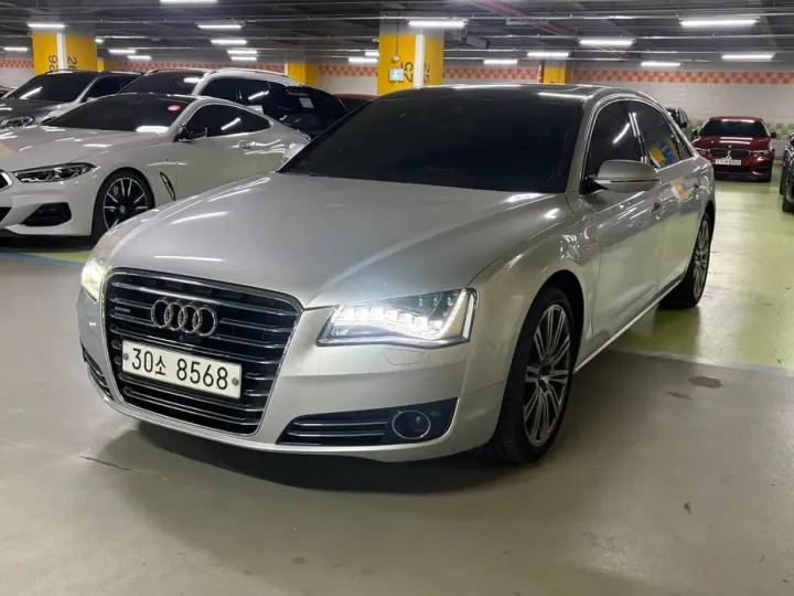 Audi A8