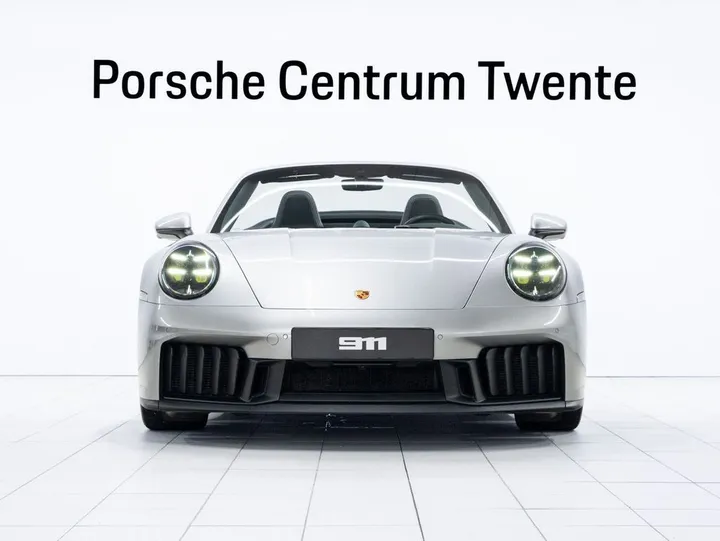 Porsche 992