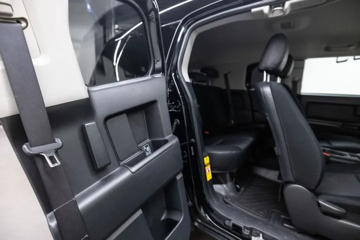 Toyota FJ