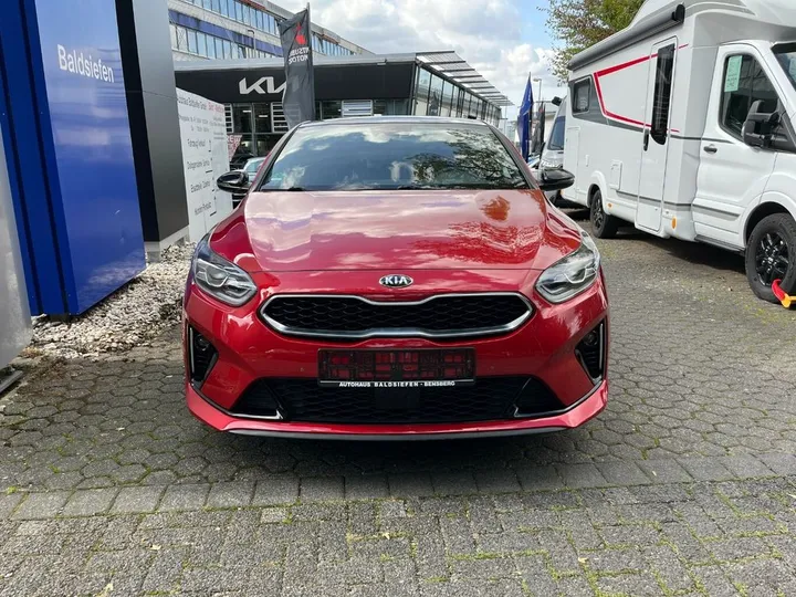 Kia pro cee'd / ProCeed