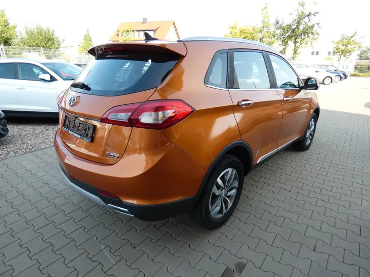 BAIC Senova X65