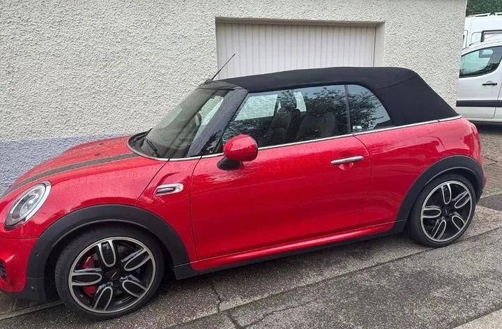 MINI John Cooper Works Cabrio