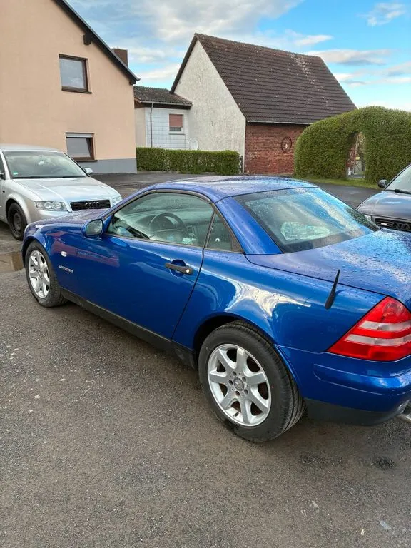 Mercedes-Benz SLK 200