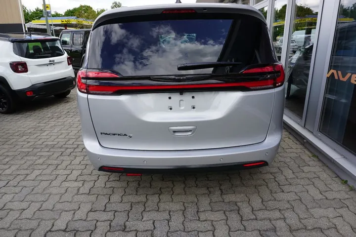Chrysler Pacifica