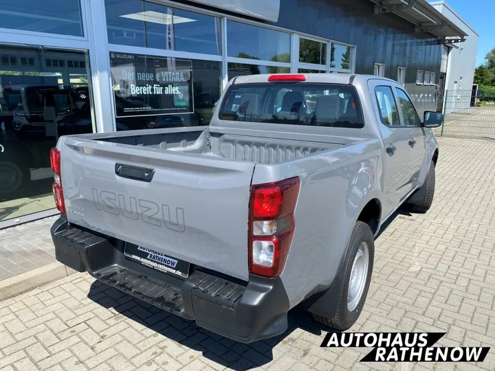 Isuzu D-Max