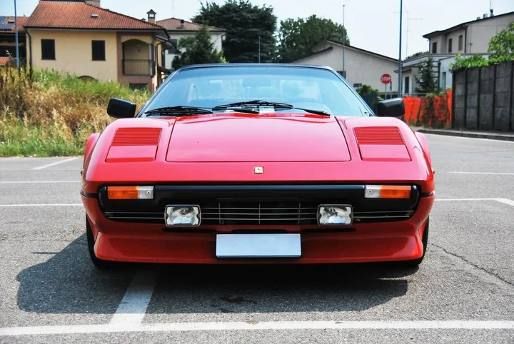 Ferrari 208