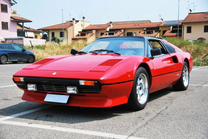 Ferrari 208
