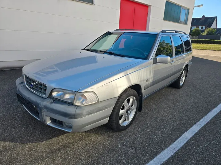 Volvo V70