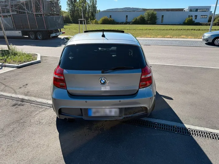 BMW 118