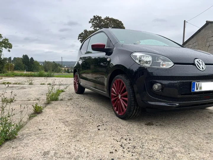 Volkswagen up!