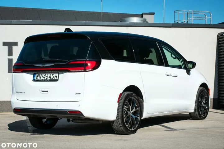 Chrysler Pacifica