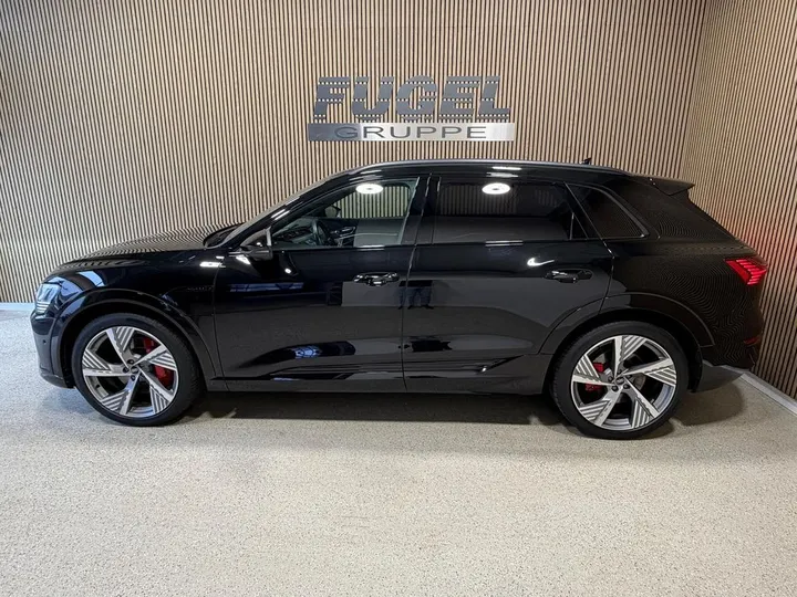 Audi Q8 e-tron