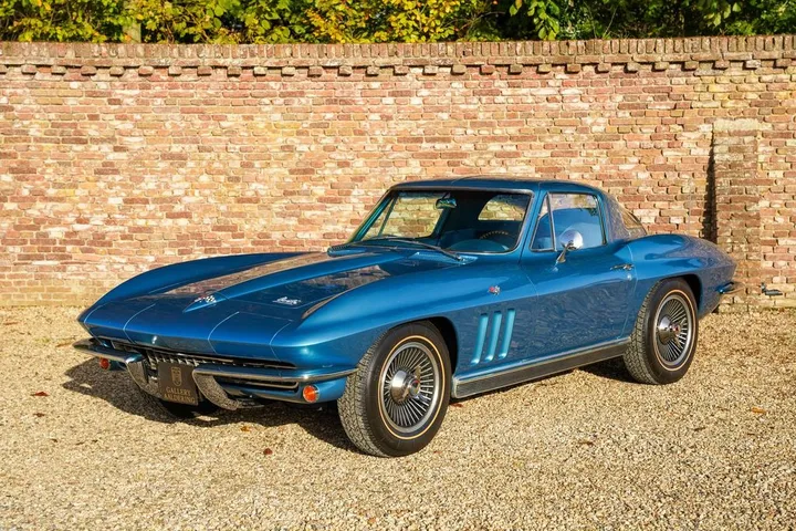 Corvette C2