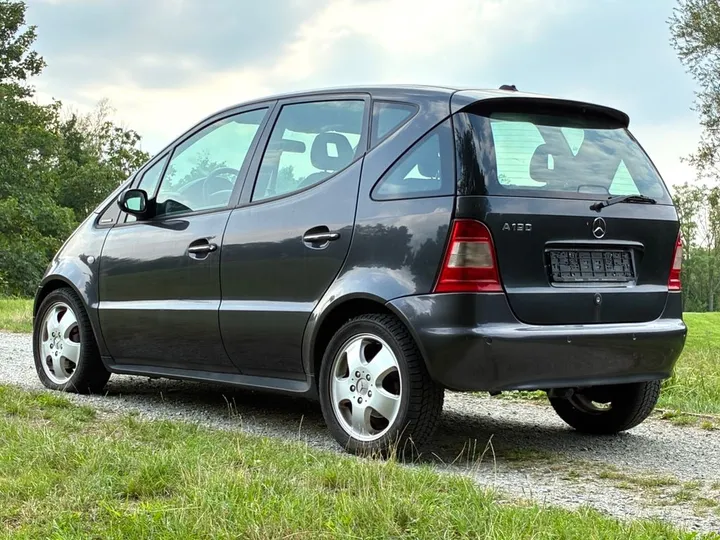 Mercedes-Benz A 190
