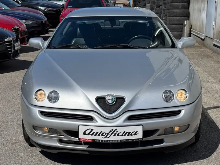 Alfa Romeo GTV