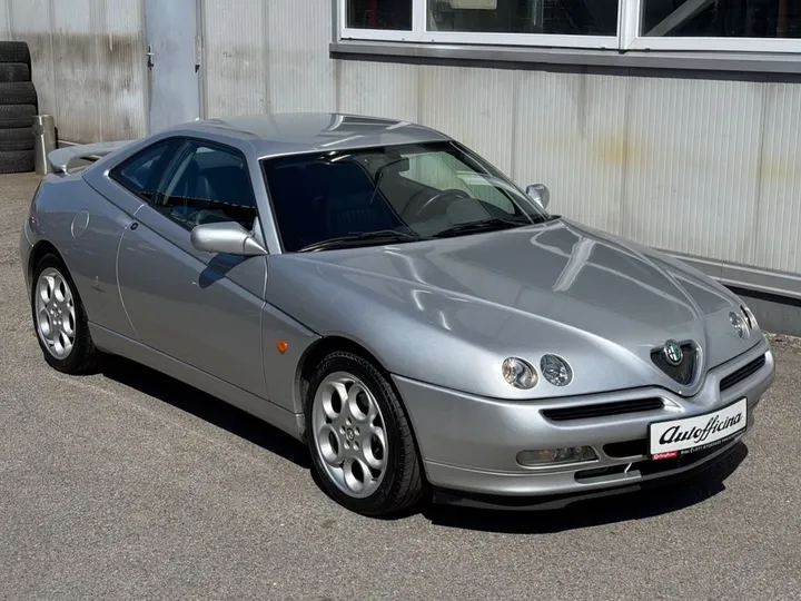 Alfa Romeo GTV