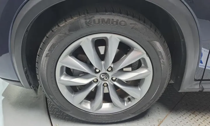 Infiniti QX50