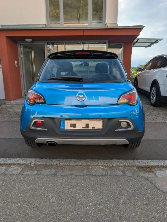 Opel Adam