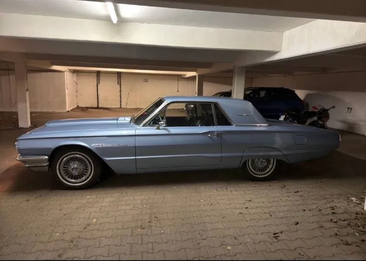 Ford Thunderbird