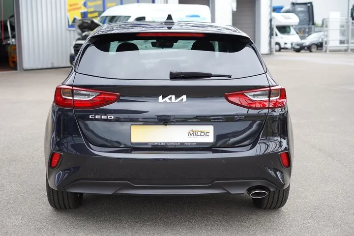 Kia cee'd / Ceed