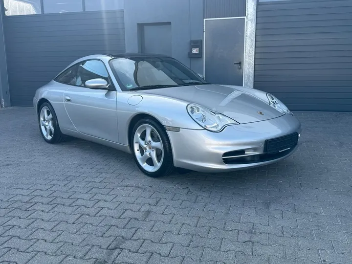 Porsche 996