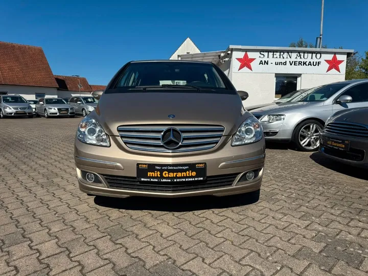 Mercedes-Benz B 170