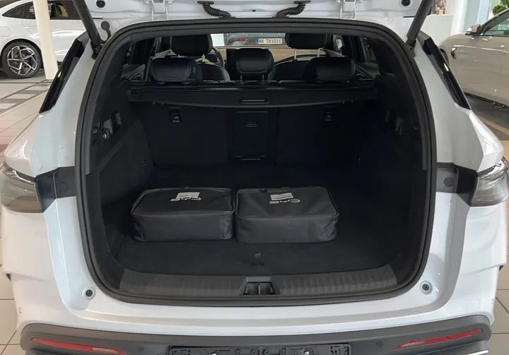 BYD SEAL 6