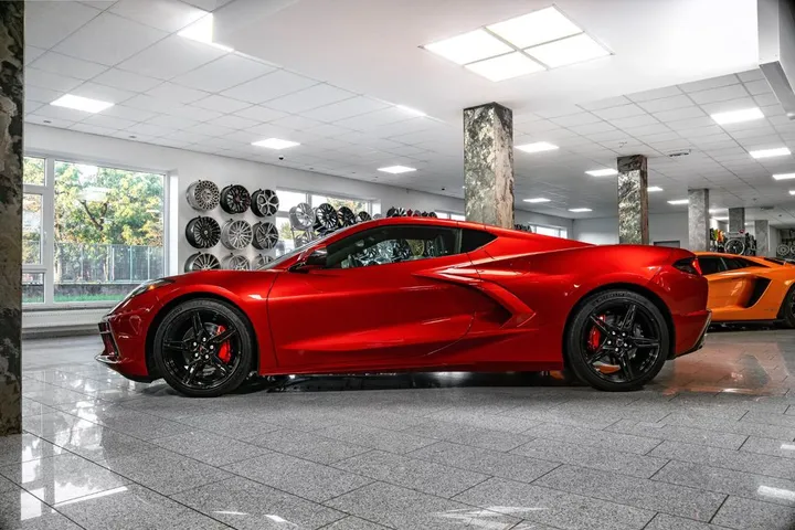 Corvette C8